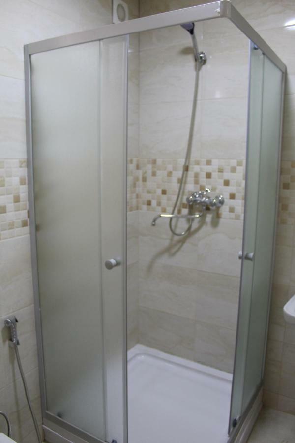 Green Villa Цкалтубо Екстериор снимка